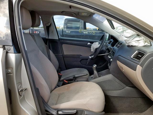 3VW1K7AJ7CM129401 - 2012 VOLKSWAGEN JETTA BASE GOLD photo 5