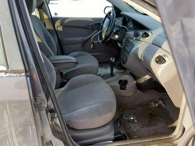 3FAFP37383R102664 - 2003 FORD FOCUS ZX5 GRAY photo 5