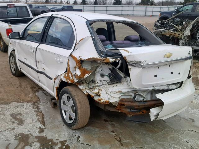 KL1TD56E59B388918 - 2009 CHEVROLET AVEO LS WHITE photo 3