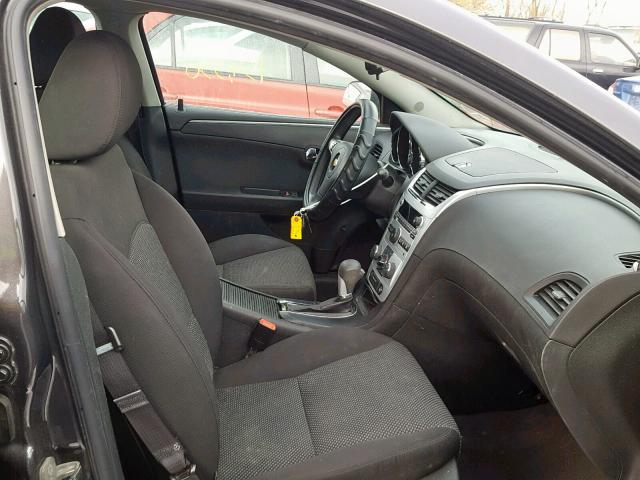 1G1ZC5E11BF312270 - 2011 CHEVROLET MALIBU 1LT ვერცხლისფერი ფოტო 5