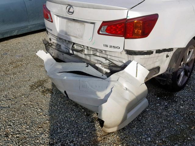 JTHBK262195097585 - 2009 LEXUS IS 250 WHITE photo 9