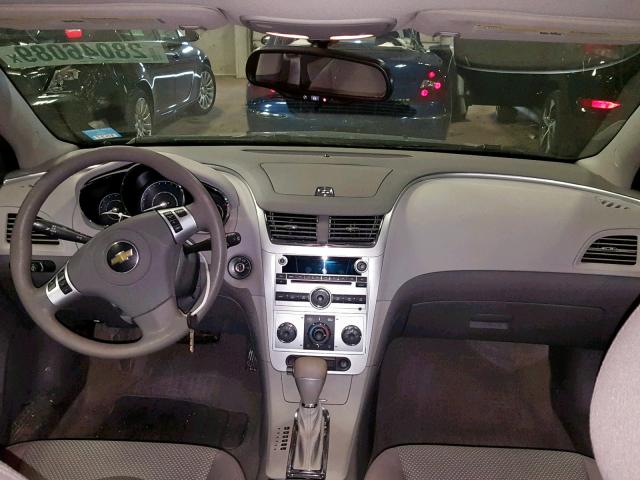 1G1ZB5EBXA4127169 - 2010 CHEVROLET MALIBU LS BLUE photo 9