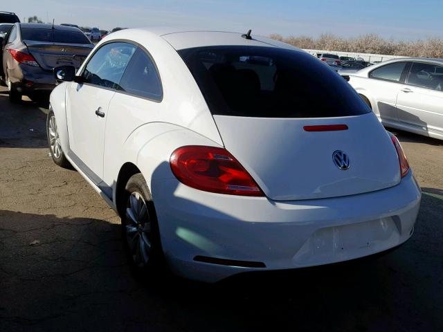 3VWF17AT5FM613601 - 2015 VOLKSWAGEN BEETLE 1.8 WHITE photo 3