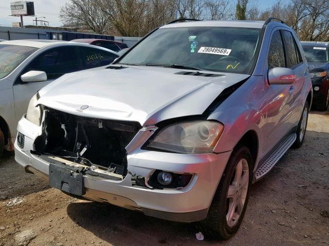 4JGBB86E67A292824 - 2007 MERCEDES-BENZ ML 350 SILVER photo 2