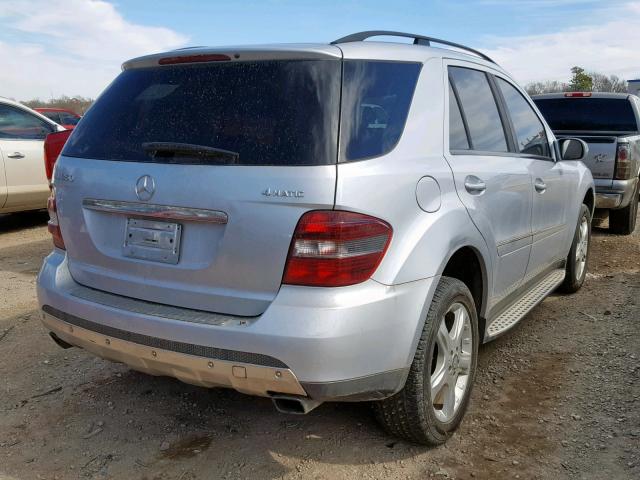 4JGBB86E67A292824 - 2007 MERCEDES-BENZ ML 350 SILVER photo 4