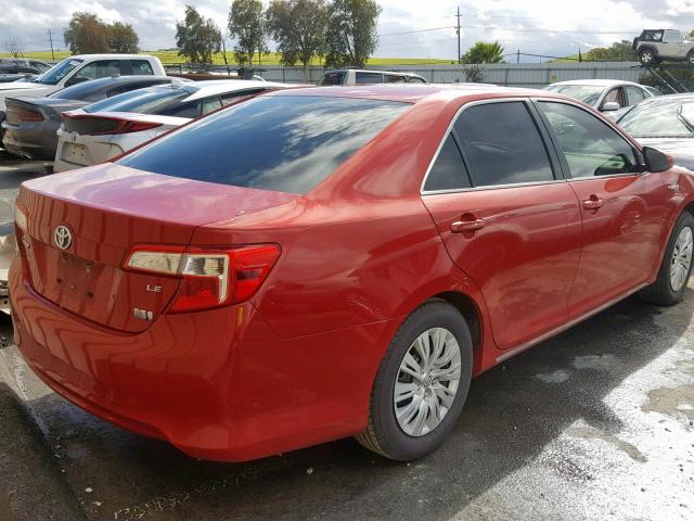 4T1BD1FK2EU113004 - 2014 TOYOTA CAMRY HYBR RED photo 4