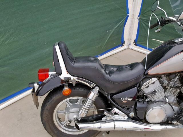 JKAVNDA112B547205 - 2002 KAWASAKI VN750 BLACK photo 6