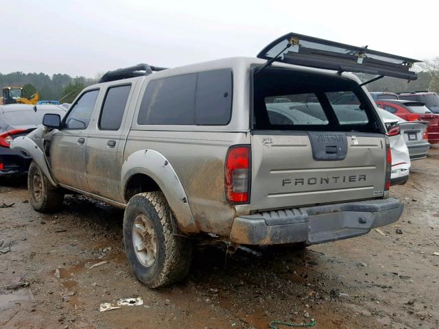 1N6ED27TX1C315469 - 2001 NISSAN FRONTIER C GOLD photo 3