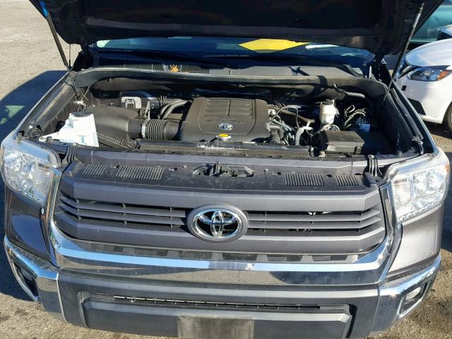 5TFEY5F16FX185523 - 2015 TOYOTA TUNDRA CRE GRAY photo 7