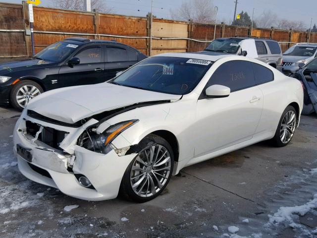 JN1CV6EL4DM980435 - 2013 INFINITI G37 WHITE photo 2