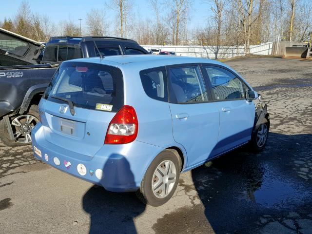 JHMGD38458S012476 - 2008 HONDA FIT BLUE photo 4