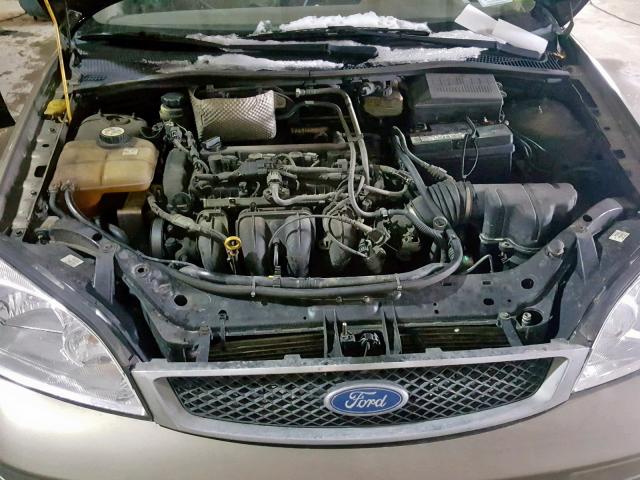 1FAFP34N45W274390 - 2005 FORD FOCUS ZX4 GOLD photo 7