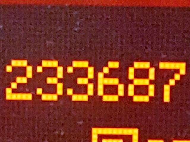 2G2WP522341315164 - 2004 PONTIAC GRAND PRIX GRAY photo 8