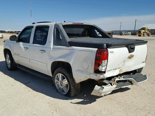 3GNTKGE30BG338247 - 2011 CHEVROLET AVALANCHE WHITE photo 3