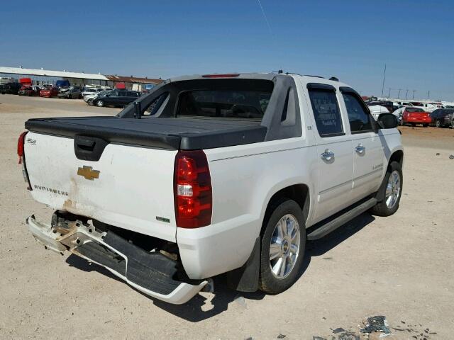 3GNTKGE30BG338247 - 2011 CHEVROLET AVALANCHE WHITE photo 4