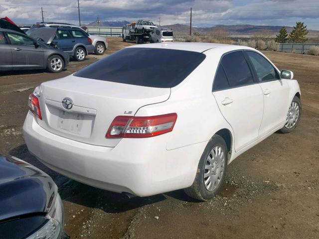 4T1BF3EK3AU526406 - 2010 TOYOTA CAMRY WHITE photo 4