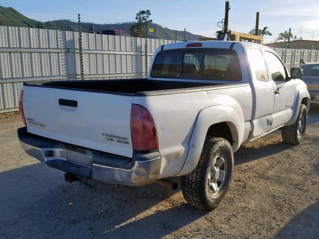 5TETU62N76Z168739 - 2006 TOYOTA TACOMA PRE WHITE photo 4