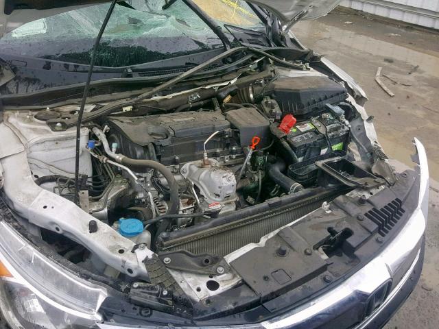 1HGCR2F51HA039656 - 2017 HONDA ACCORD SPO WHITE photo 7