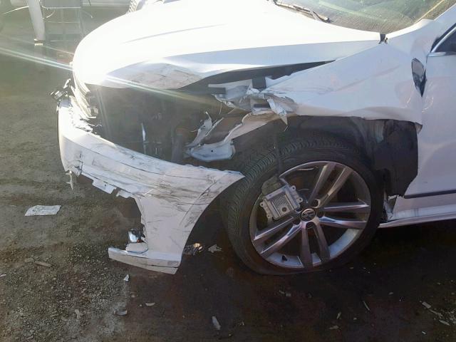 1VWDT7A37HC084626 - 2017 VOLKSWAGEN PASSAT R-L WHITE photo 9