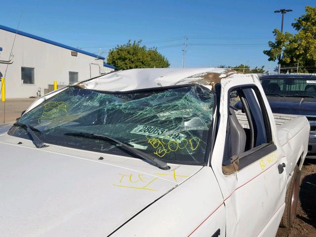 1FTYR10U22PB54401 - 2002 FORD RANGER WHITE photo 9