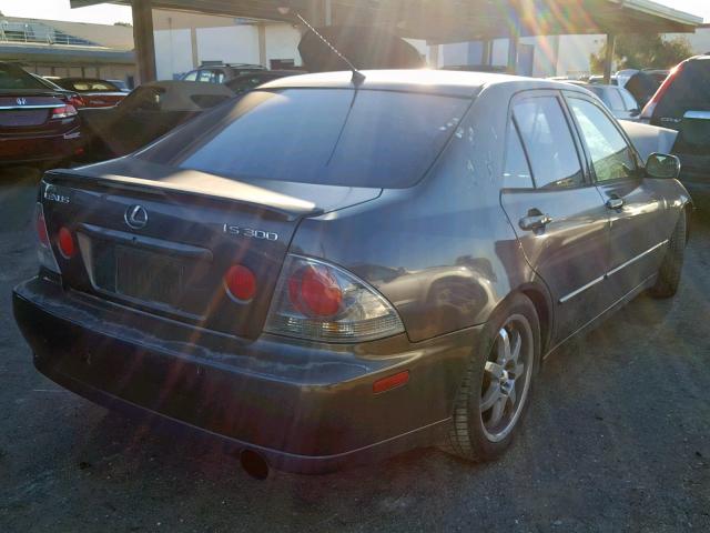 JTHBD192140084129 - 2004 LEXUS IS 300 CHARCOAL photo 4