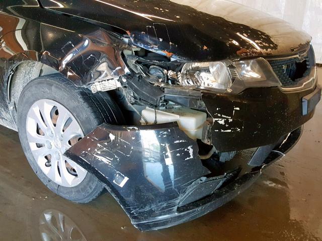 KNAFU4A21A5232548 - 2010 KIA FORTE EX BLACK photo 9