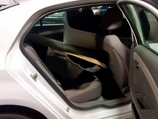 1G1ZC5E15BF334370 - 2011 CHEVROLET MALIBU 1LT თეთრი ფოტო 6