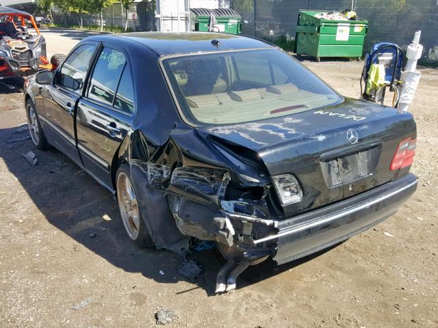 WDBJF65J71B325353 - 2001 MERCEDES-BENZ E 320 BLACK photo 3