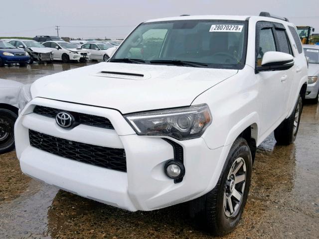 JTEBU5JR2H5478793 - 2017 TOYOTA 4RUNNER SR 白色 照片 2