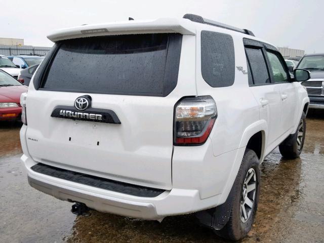 JTEBU5JR2H5478793 - 2017 TOYOTA 4RUNNER SR 白色 照片 4