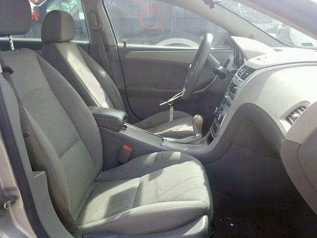 1G1ZG57B28F157876 - 2008 CHEVROLET MALIBU LS SILVER photo 5