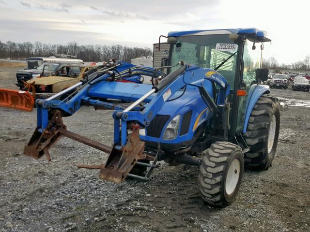 Z8DG11708 - 2008 NEWH TRACTOR BLUE photo 2