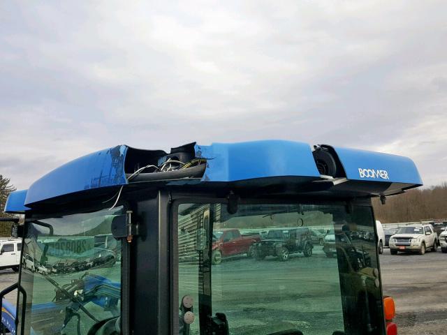 Z8DG11708 - 2008 NEWH TRACTOR BLUE photo 9