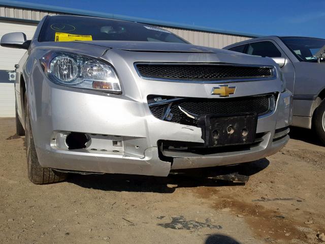 1G1ZC5EU9CF397872 - 2012 CHEVROLET MALIBU 1LT SILVER photo 9
