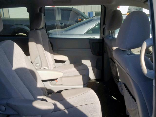 KNDMG4C76C6469723 - 2012 KIA SEDONA LX BLACK photo 6