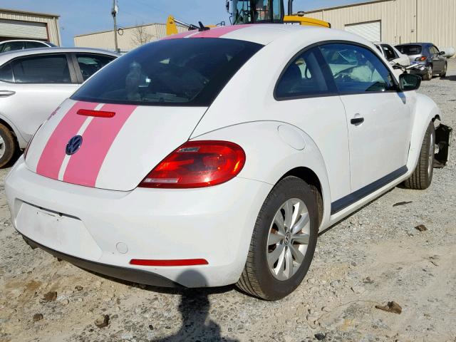 3VWF17AT4FM603268 - 2015 VOLKSWAGEN BEETLE 1.8 WHITE photo 4