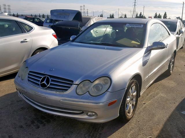 WDBTJ65J94F084321 - 2004 MERCEDES-BENZ CLK 320C SILVER photo 2