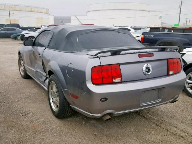 1ZVFT85H165230797 - 2006 FORD MUSTANG GT SILVER photo 3