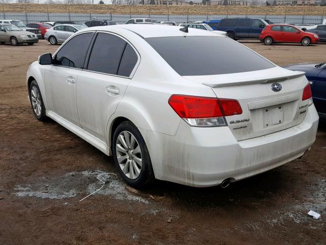 4S3BMDK6XB2236085 - 2011 SUBARU LEGACY 3.6 WHITE photo 3