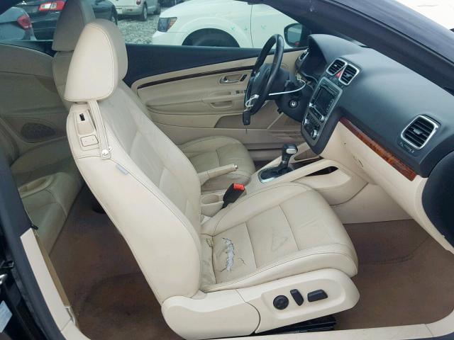 WVWFW7AH3BV003955 - 2011 VOLKSWAGEN EOS LUX 黑色 照片 5