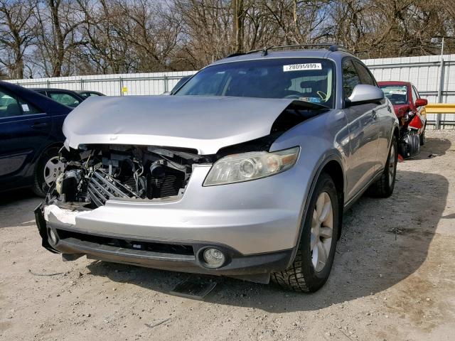 JNRAS08W54X224045 - 2004 INFINITI FX35 SILVER photo 2