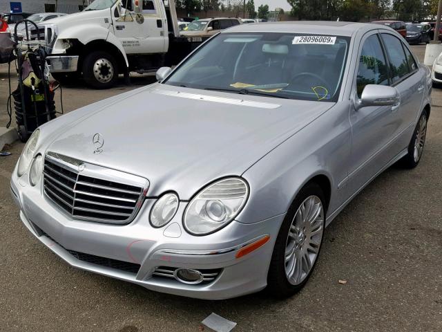 WDBUF72X47B015942 - 2007 MERCEDES-BENZ E 550 SILVER photo 2