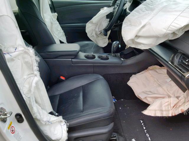 4T1BK1EB5GU222647 - 2016 TOYOTA AVALON XLE WHITE photo 5