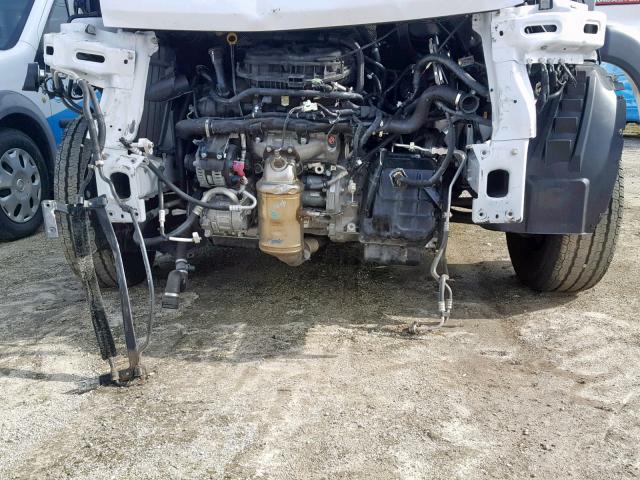 3C6TRVDG5JE114437 - 2018 RAM PROMASTER 白色 照片 9