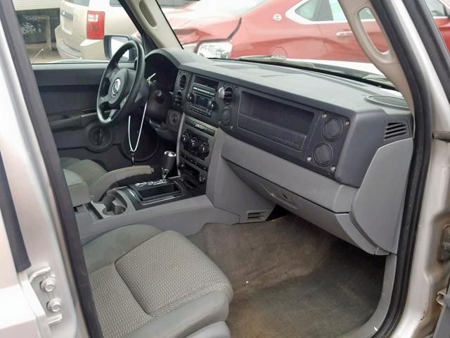 1J8HG48K57C606620 - 2007 JEEP COMMANDER SILVER photo 5