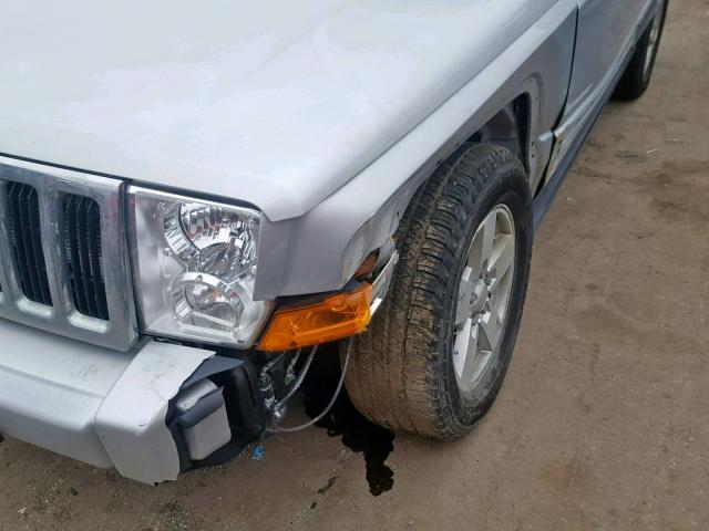 1J8HG48K57C606620 - 2007 JEEP COMMANDER SILVER photo 9