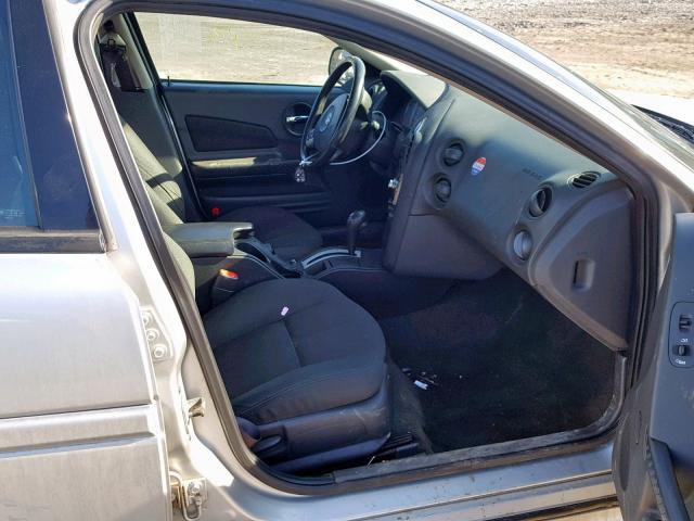 2G2WS522741344469 - 2004 PONTIAC GRAND PRIX SILVER photo 5