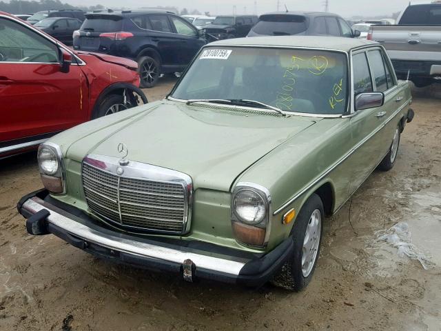 11511712100902 - 1975 MERCEDES-BENZ 240 D GREEN photo 2