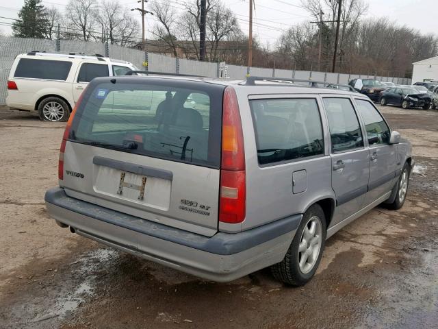 YV1LW5544T2212794 - 1996 VOLVO 850 BASE SILVER photo 4