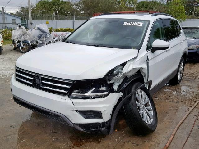 3VV3B7AX5JM046516 - 2018 VOLKSWAGEN TIGUAN SE WHITE photo 2